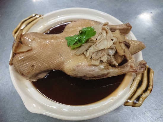 亨記-客家麻油嫩筍燜鴨(10包以上出貨) 圖片